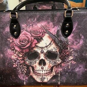 Skullette leather purse with wallet